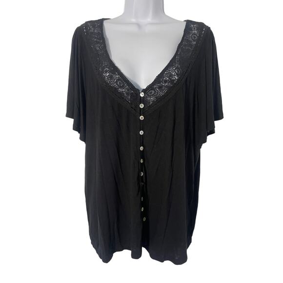 Torrid minimalist basic Black Lace Top 2X - Picture 2 of 7